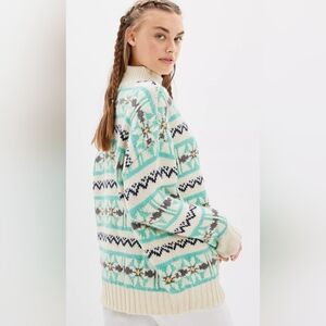 American Eagle Outfitters Mint and Cream Patterned Sweater EUC Medium PTP 27